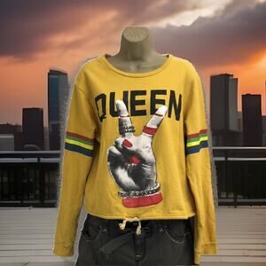 Queen Peace Sign Sweatshirt XL Unisex Pullover Y2K Yellow Rainbow Top Shirt
